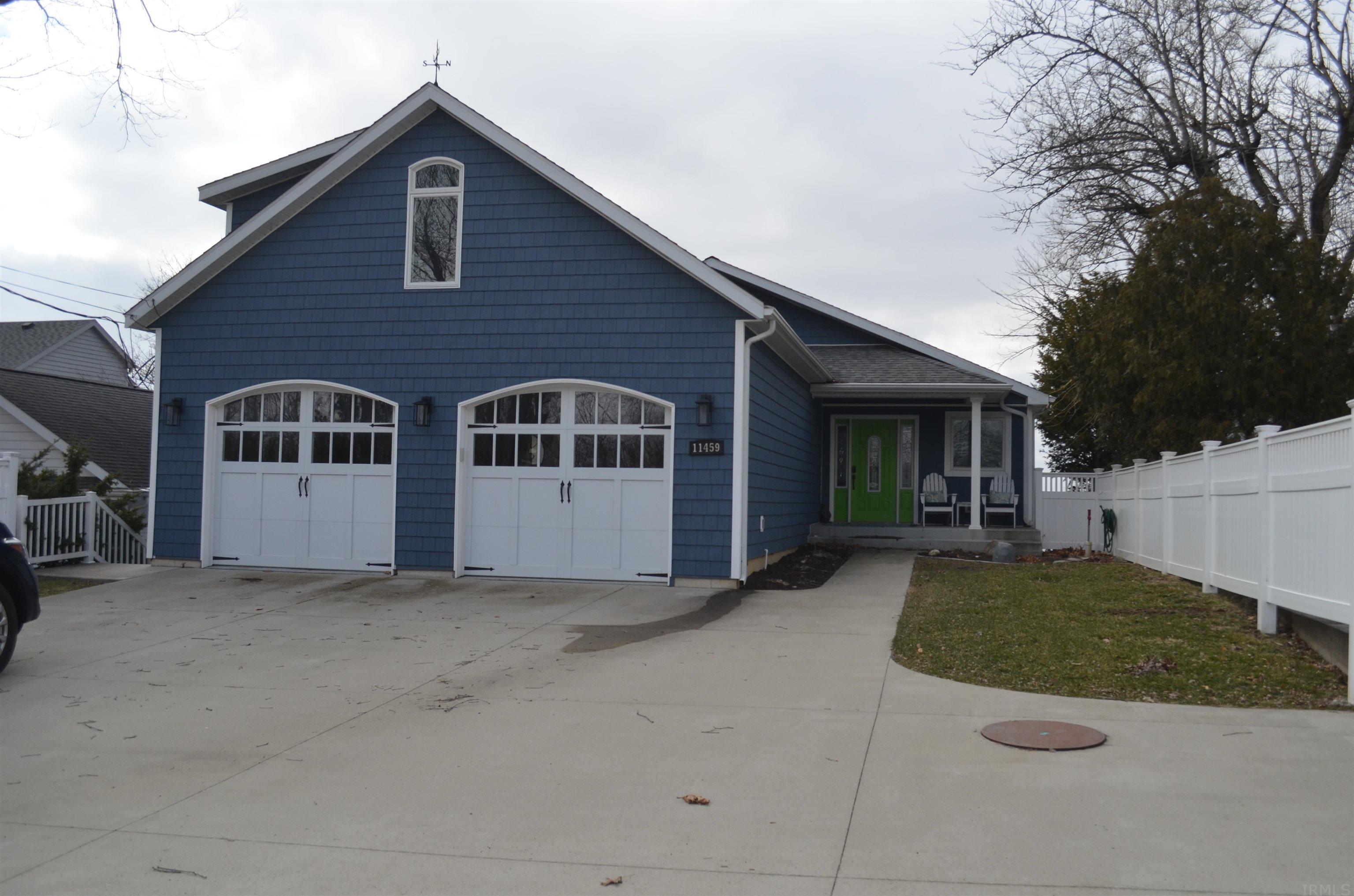 11459 North Ogden Point Road Syracuse, IN 46567 - Photo 1 of 36 Gallery Image 1