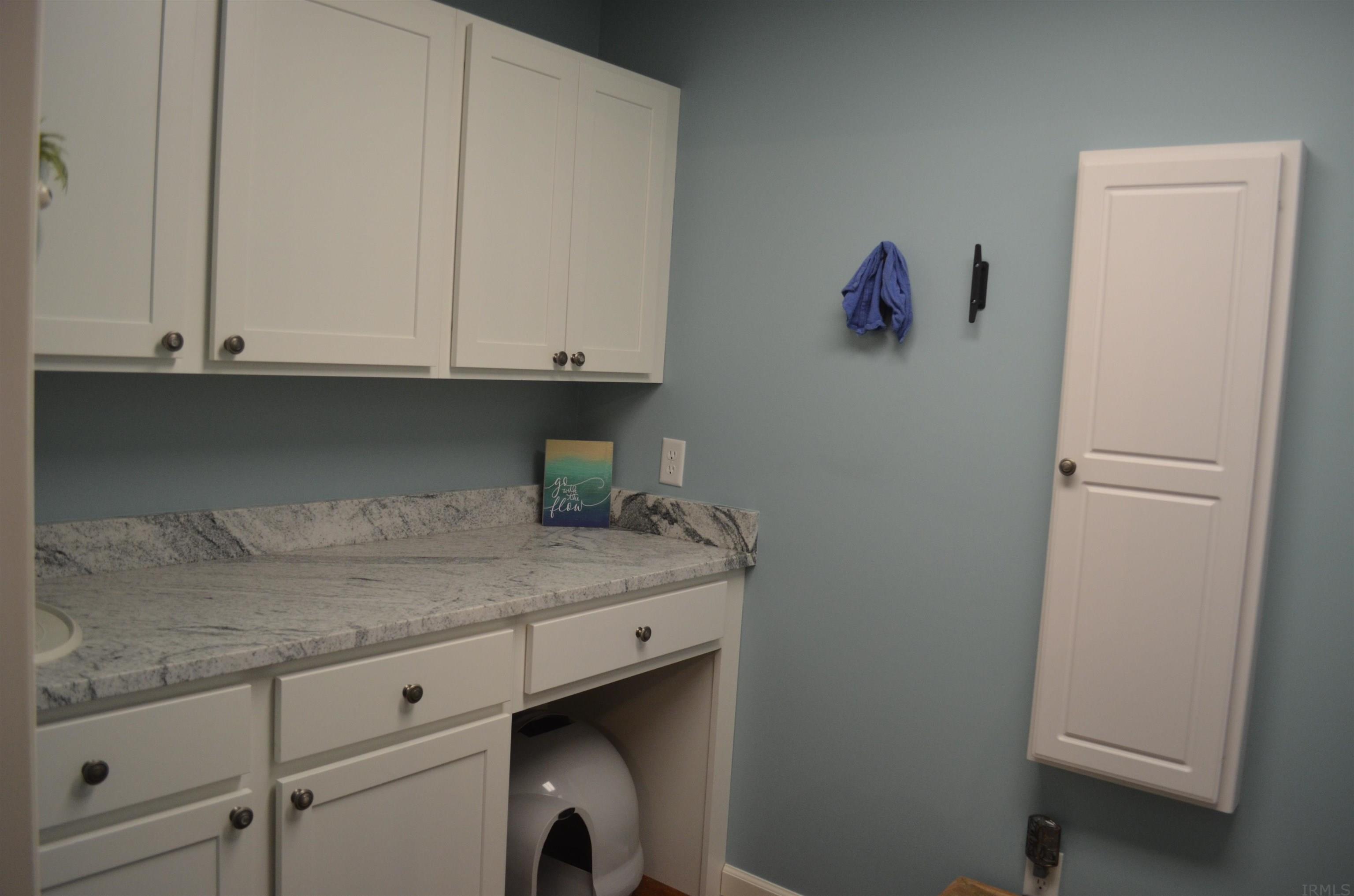 11459 North Ogden Point Road Syracuse, IN 46567 - Photo 10 of 36 Gallery Image 10