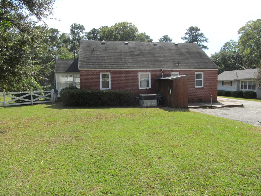 13 Wactor Street Sumter, SC 29150 - Photo 5 of 22