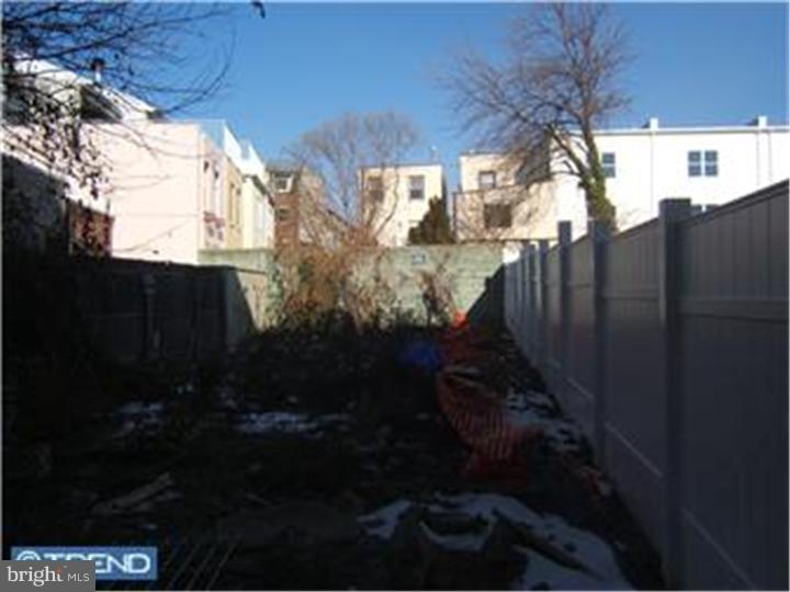 525 Carpenter Street Philadelphia, PA 19147 - Photo 16 of 19
