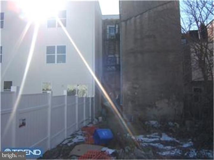 525 Carpenter Street Philadelphia, PA 19147 - Photo 19 of 19