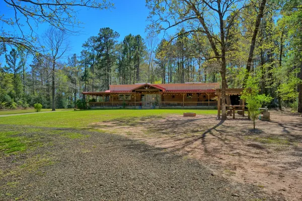 $445,000 | 590 Angela Lane, Hemphill, TX 75948