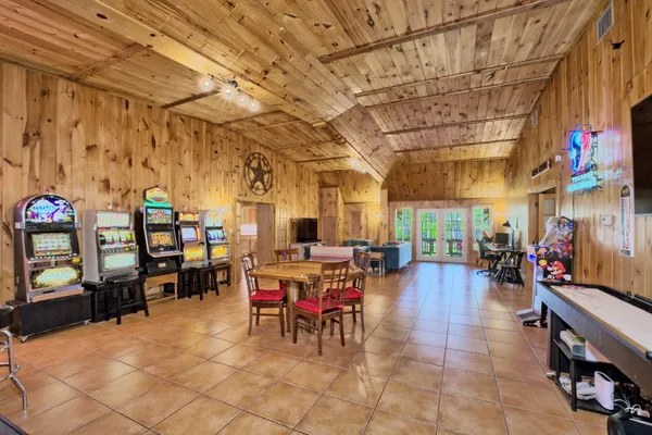 $445,000 | 590 Angela Lane, Hemphill, TX 75948