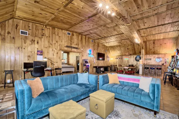 $445,000 | 590 Angela Lane, Hemphill, TX 75948