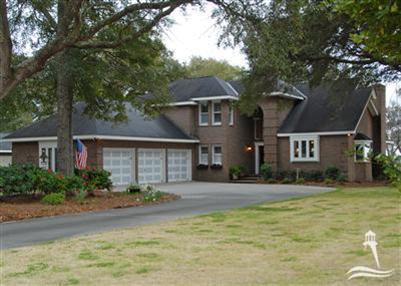 6723 Roberta Road Southwest Ocean Isle Beach, NC 28469 - Photo 1 of 25 Primary Photo
