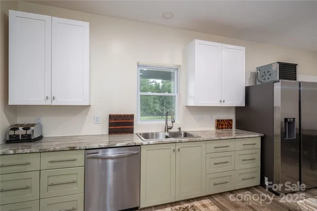 $499,999 | 3103 Richview Drive, Crouse, NC 28033