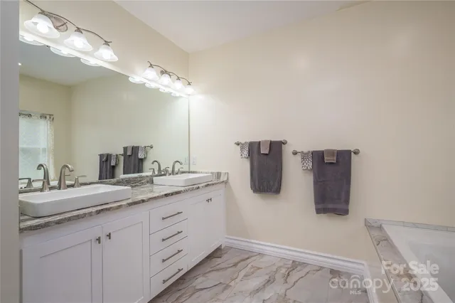 $499,999 | 3103 Richview Drive, Crouse, NC 28033