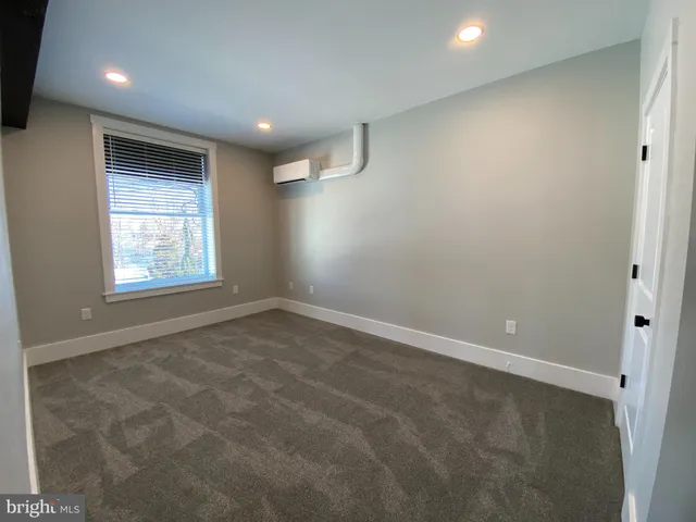 $2,100 | 219 North Hanover Street, Unit 3, Carlisle, PA 17013