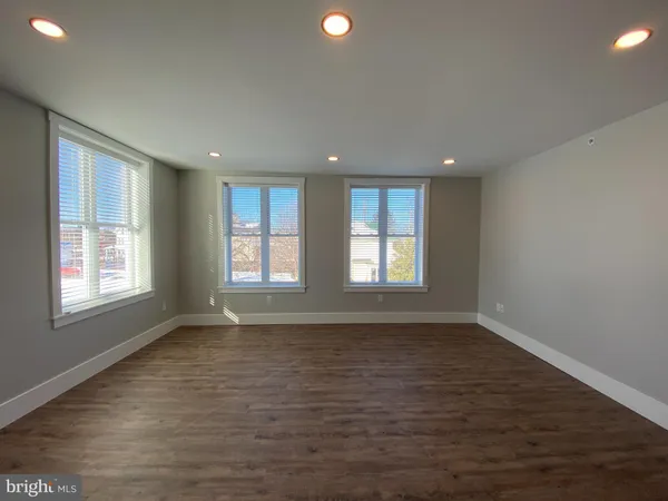 $1,950 | 219 North Hanover Street, Unit 3, Carlisle, PA 17013