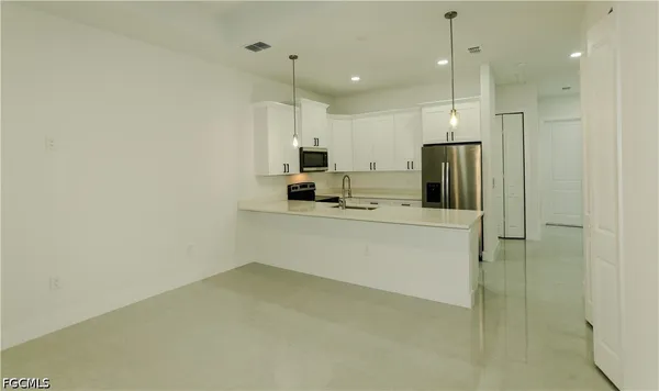 $2,100 | 143 Harold Avenue South, Lehigh Acres, FL 33973