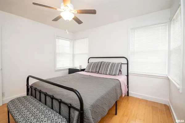 $80,000 | 805 East Fairoaks Avenue, Peoria, IL 61603