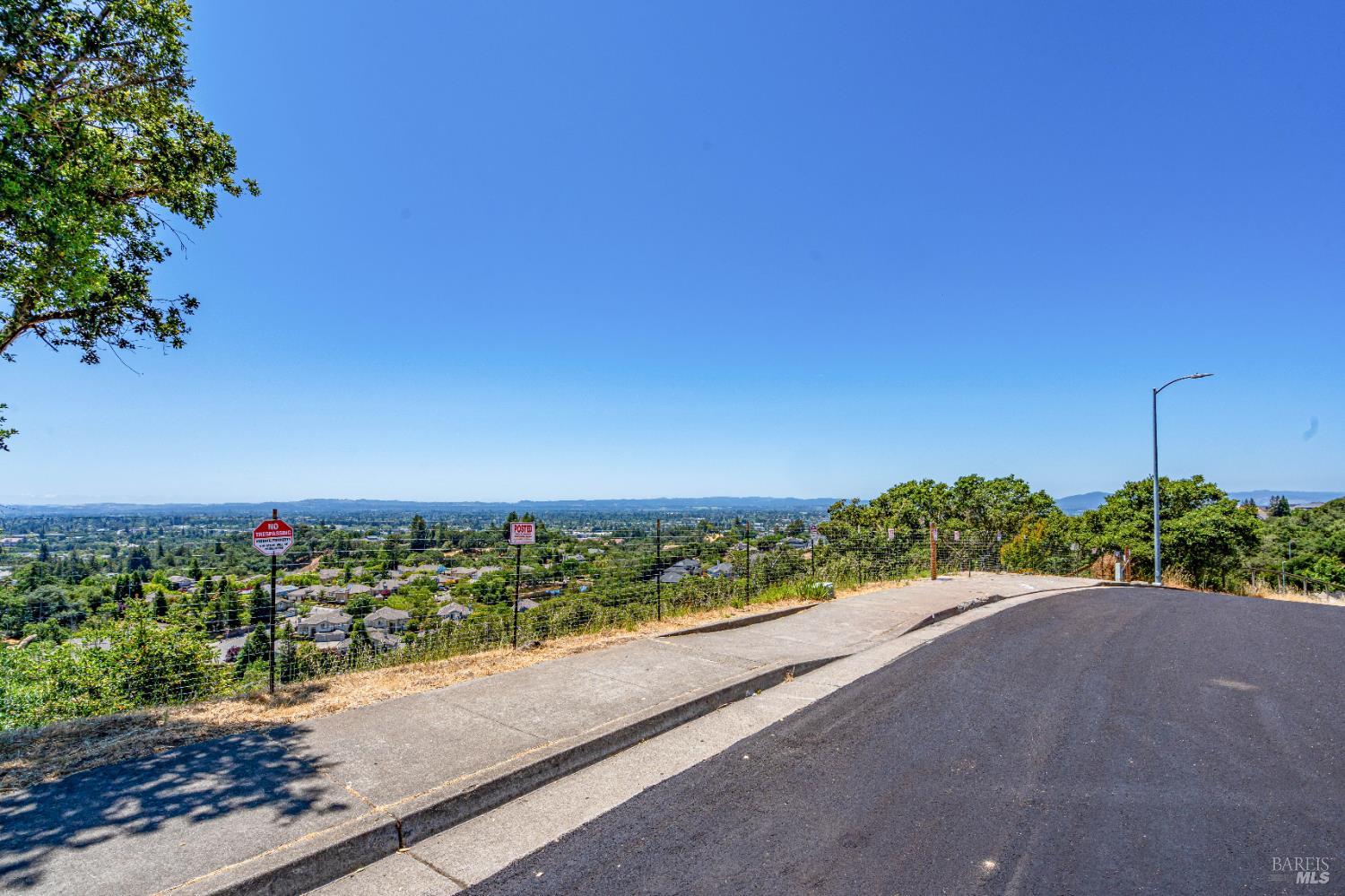 3577 Kelsey Knolls Santa Rosa, CA 95403 - Photo 6 of 20 a view of a garden with an outdoor space
