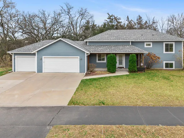 $415,000 | 217 Primrose Lane, Cannon Falls, MN 55009