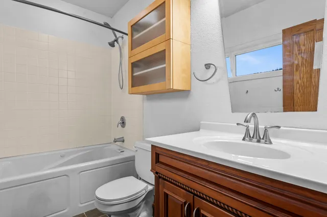 $415,000 | 217 Primrose Lane, Cannon Falls, MN 55009