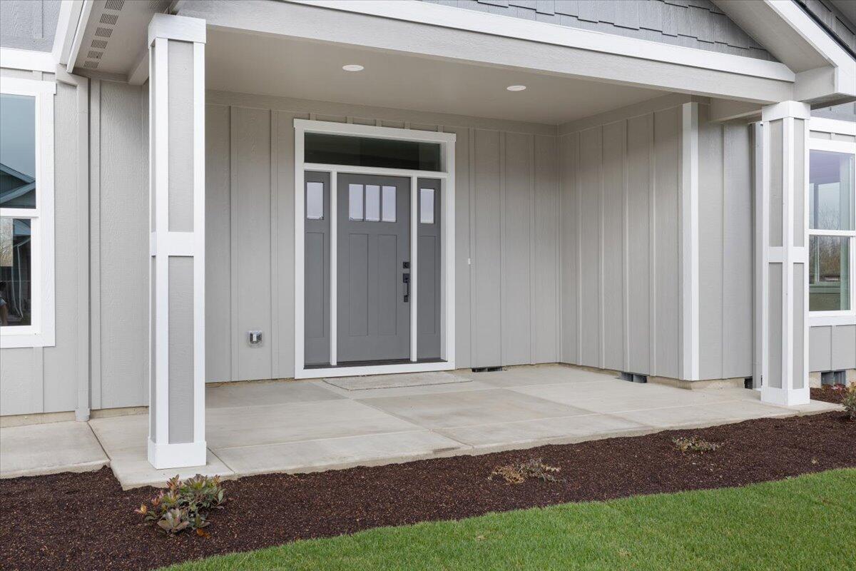 1757 River Run Street Central Point, OR 97502 - Photo 50 of 52 05-CI_0283