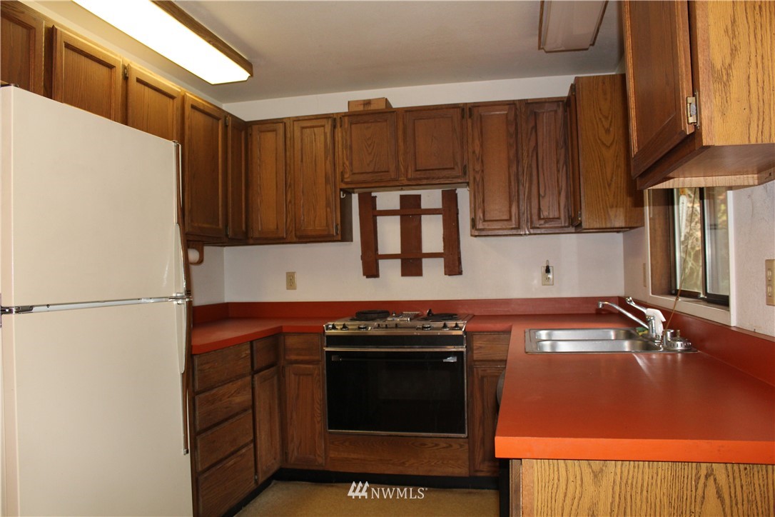 835 West Barrett Road Coupeville, WA 98239 - Photo 5 of 17 Gallery Image 5