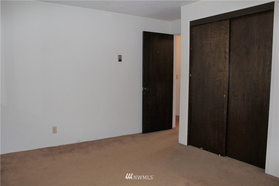 835 West Barrett Road Coupeville, WA 98239 - Photo 8 of 17 Gallery Image 8