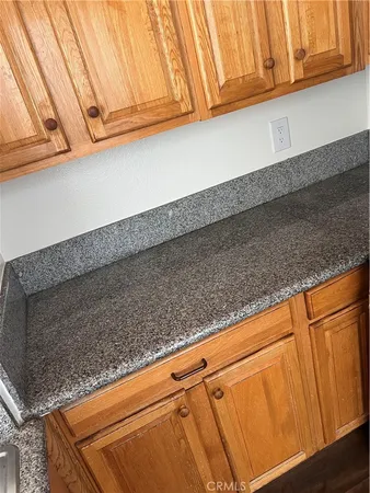 $1,800 | 1720 Peyton Avenue, Unit 8, Burbank, CA 91504