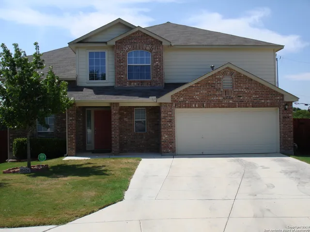 $2,200 | 10404 Branch Crest, San Antonio, TX 78245