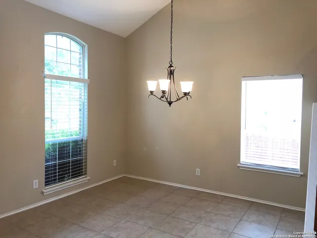 $2,200 | 10404 Branch Crest, San Antonio, TX 78245