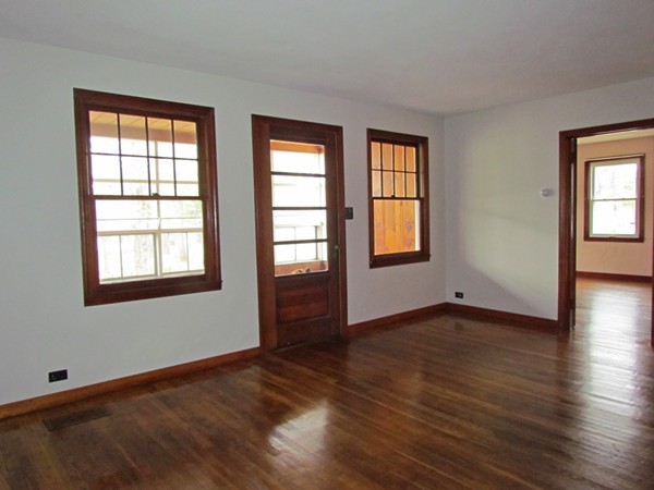 376 Florence Road Northampton, MA 01062 - Photo 3 of 24
