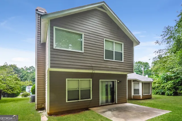 $1,800 | 2050 Downs Place, Lithonia, GA 30058