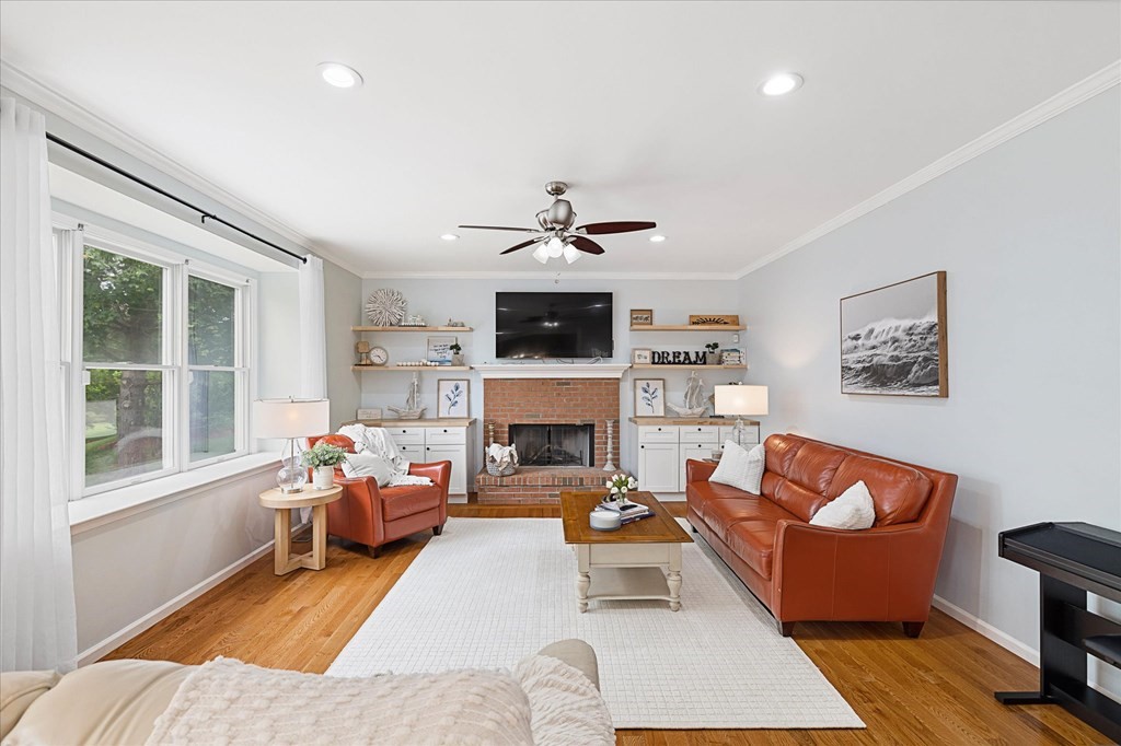 25 Hawthorne Road Shrewsbury, MA 01545 - Photo 12 of 41 Gallery Image 12