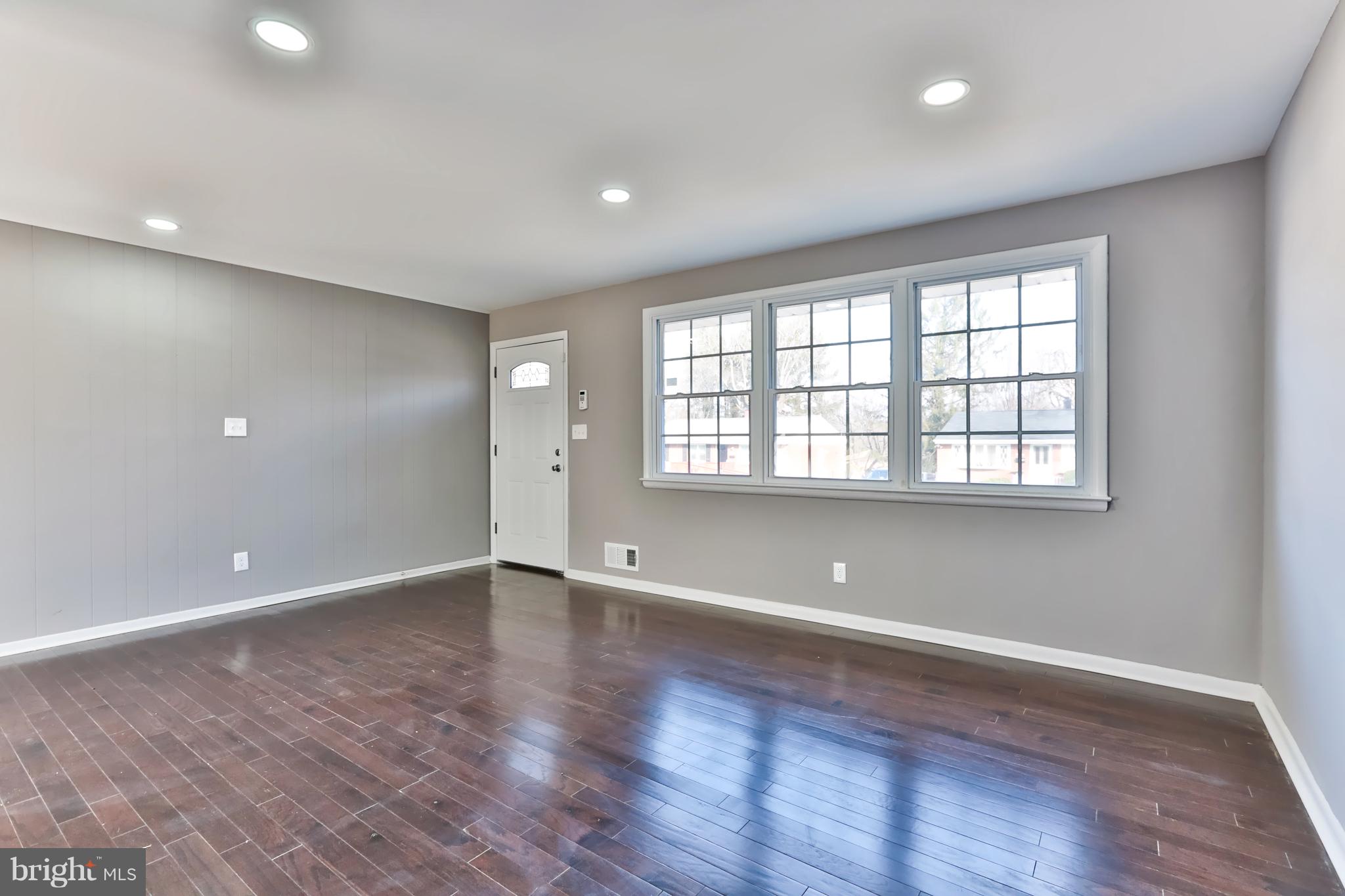 8807 Stephanie Road Randallstown, MD 21133 - Photo 11 of 42 Lots of Recess Lighting