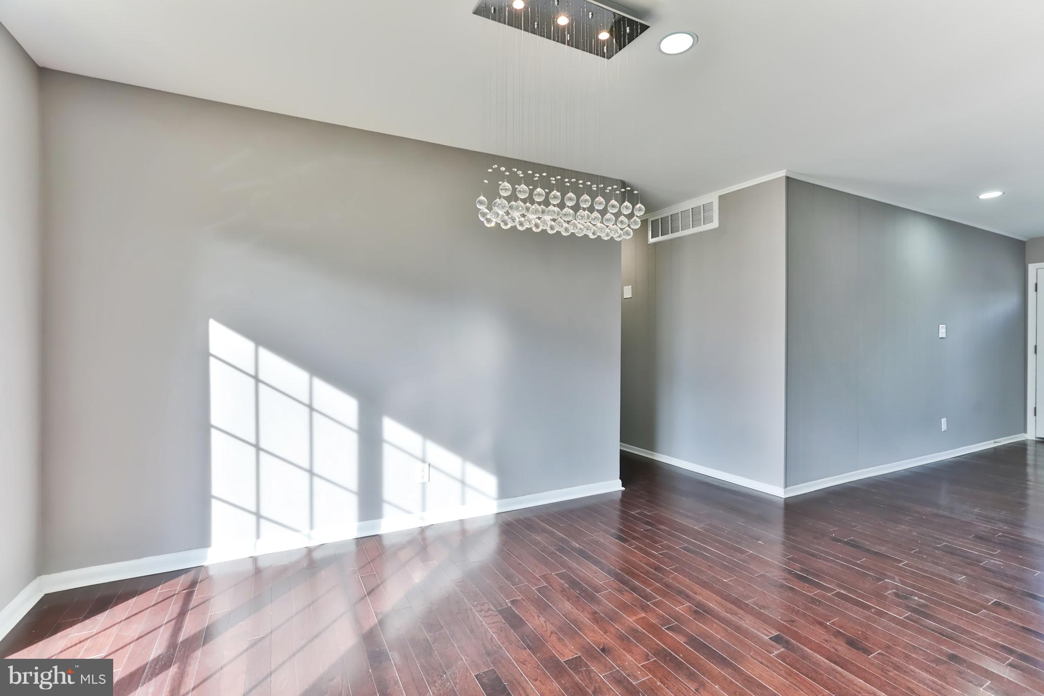 8807 Stephanie Road Randallstown, MD 21133 - Photo 12 of 42 Crystal Lighting