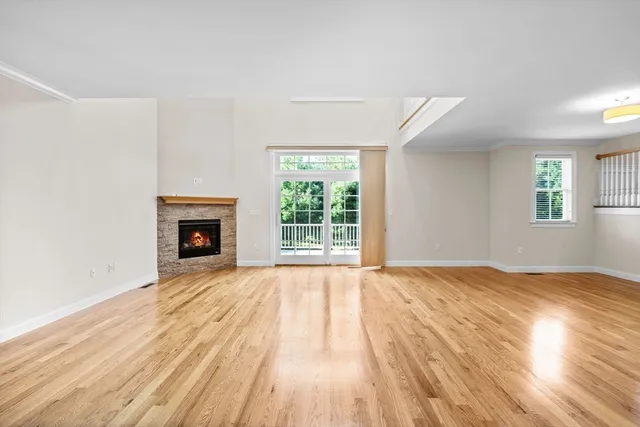 $1,075,000 | 500 Lexington Street, Unit 6, Woburn, MA 01801