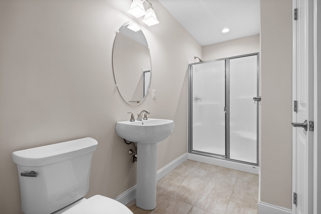 500 Lexington Street, Unit 6 Woburn, MA 01801 - Photo 23 of 38