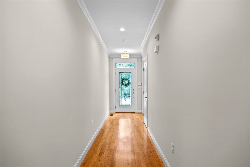 500 Lexington Street, Unit 6 Woburn, MA 01801 - Photo 5 of 38