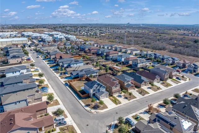 $2,000 | 1502 Overlook Bank, San Antonio, TX 78245