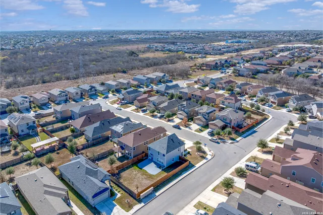 $2,000 | 1502 Overlook Bank, San Antonio, TX 78245