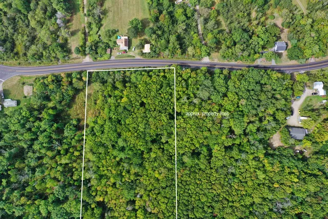 $69,000 | 15 Me-166 Route, Penobscot, ME 04476