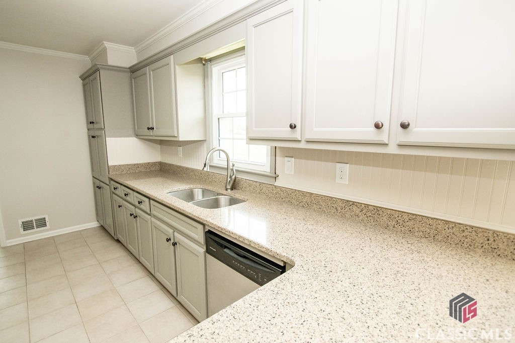 3195 Tig Knight Road Loganville, GA 30052 - Photo 15 of 75 Gallery Image 15