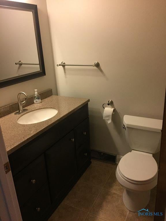 107 Windsor Road Walbridge, OH 43465 - Photo 9 of 10 Gallery Image 9