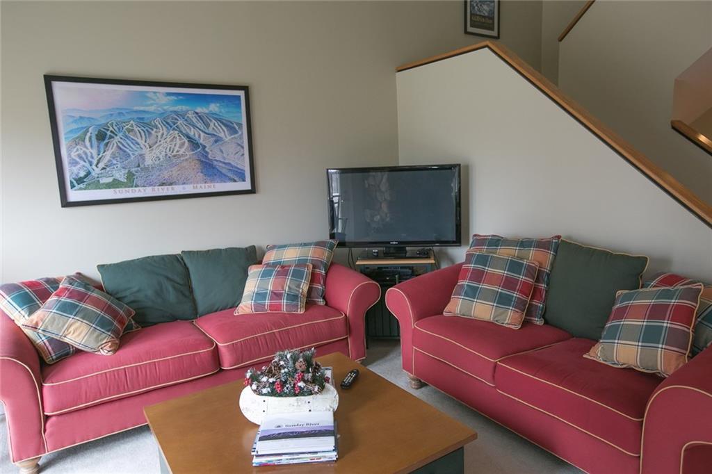 96 Locke Village Road, Unit I2 Newry, ME 04261 - Photo 13 of 34 Living Area