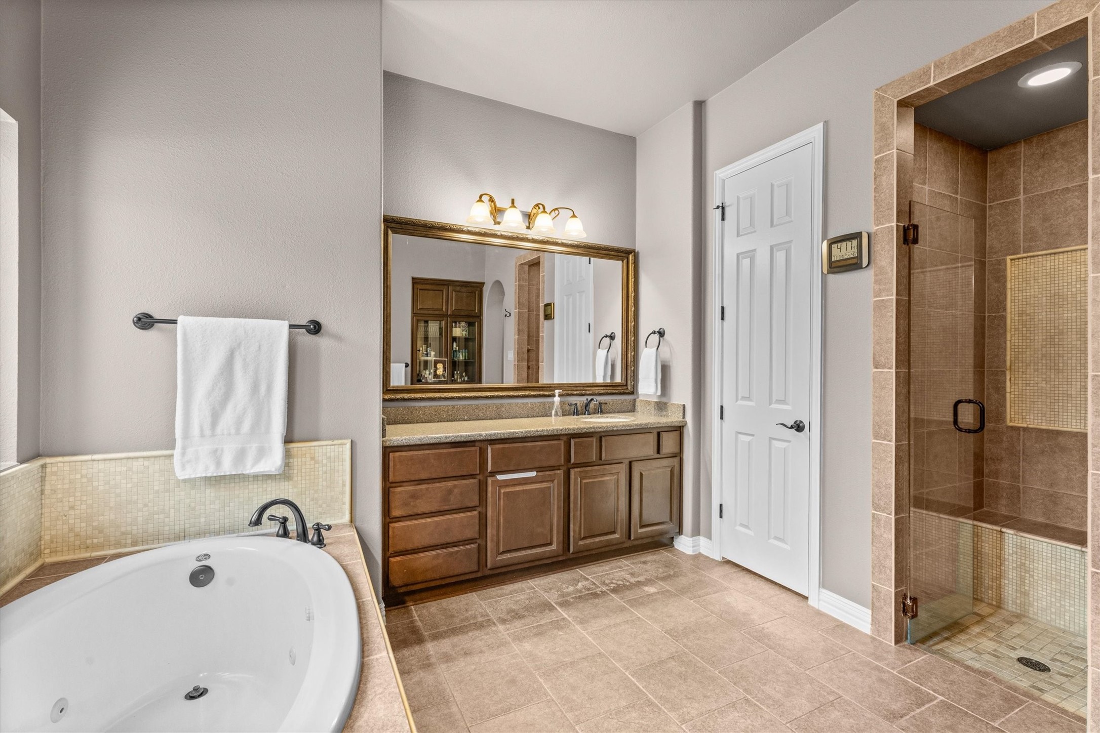 130 East Cove View Trail Spring, TX 77389 - Photo 24 of 50 Relax in this Jacuzzi tub after a hard day
