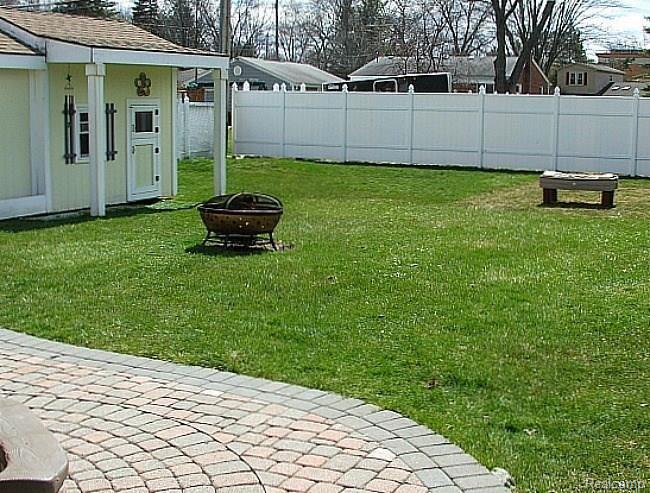 211 Reitman Court Rochester Hills, MI 48307 - Photo 16 of 30