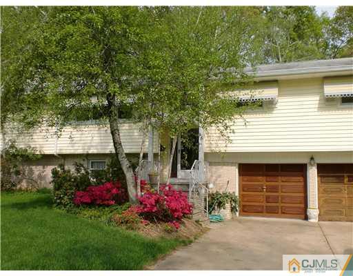 15 Winton Road East Brunswick, NJ 08816 - Photo 1 of 23 Gallery Image 1