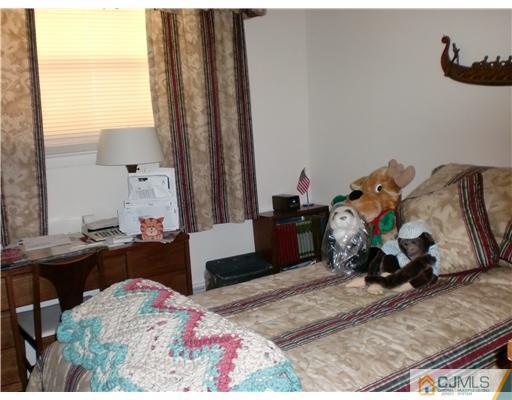 15 Winton Road East Brunswick, NJ 08816 - Photo 13 of 23 Gallery Image 13
