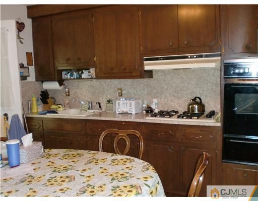 15 Winton Road East Brunswick, NJ 08816 - Photo 9 of 23 Gallery Image 9