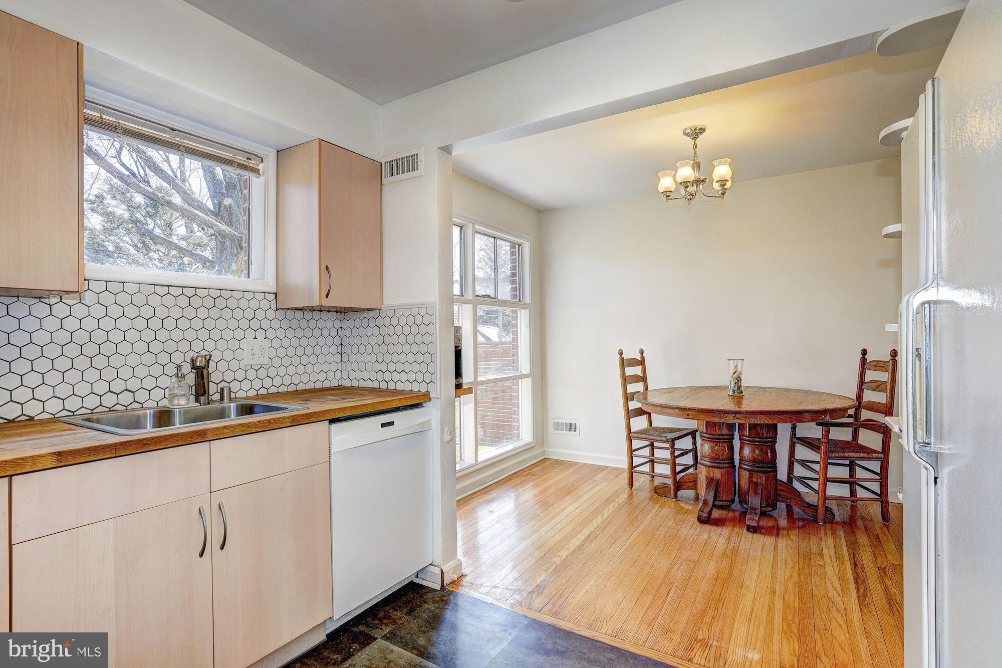 7432 Rockridge Road Baltimore, MD 21208 - Photo 7 of 22 Kitchen