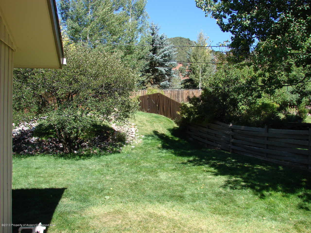 265 Adams Way Basalt, CO 81621 - Photo 5 of 17 a view of yard with green space