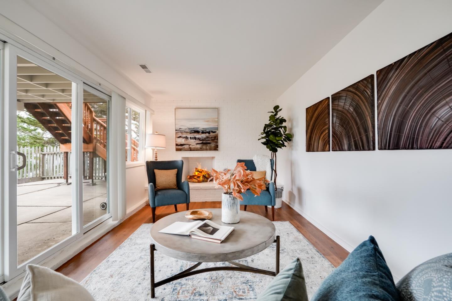 1238 Park Pacifica Avenue Pacifica, CA 94044 - Photo 22 of 32 a living room with furniture and a large window