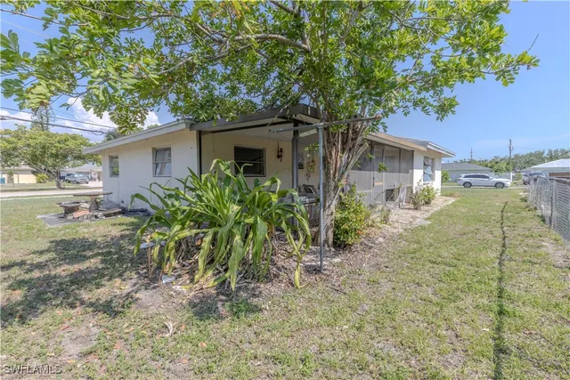$260,000 | 4646 Palm Tree Boulevard, Cape Coral, FL 33904