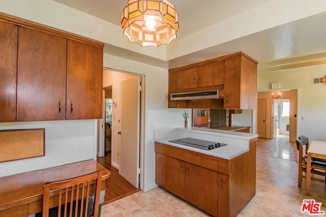 $1,450,000 | 960 Crestview Drive, Pasadena, CA 91107