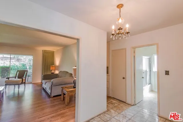 $1,450,000 | 960 Crestview Drive, Pasadena, CA 91107