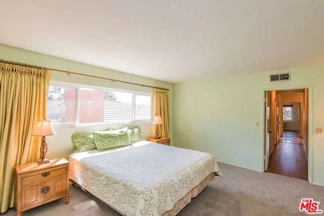 $1,450,000 | 960 Crestview Drive, Pasadena, CA 91107